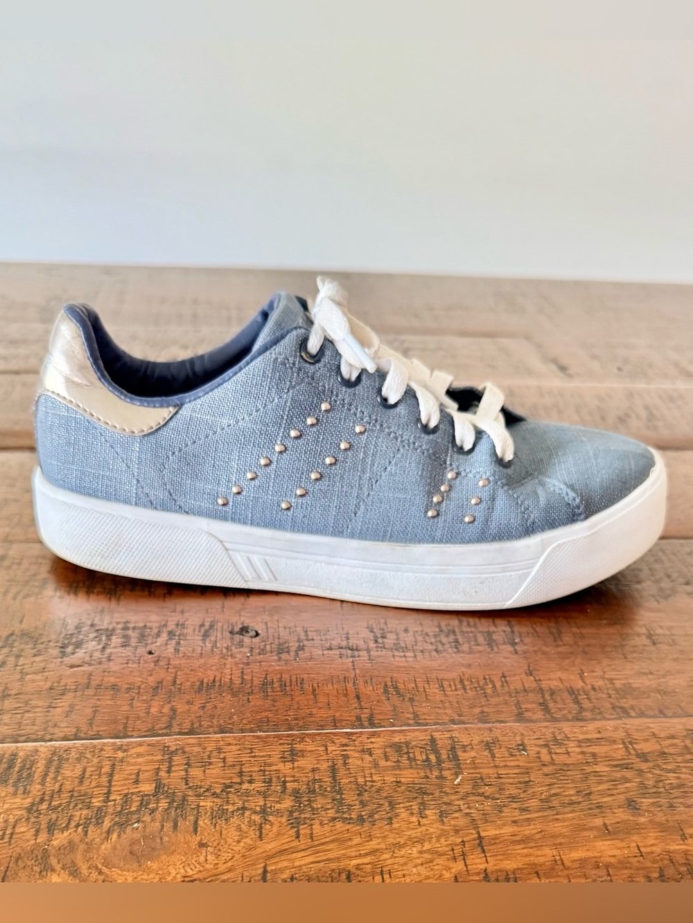 Skechers Sport Light Blue Denim Look Sneakers with Silver Accents SZ.7